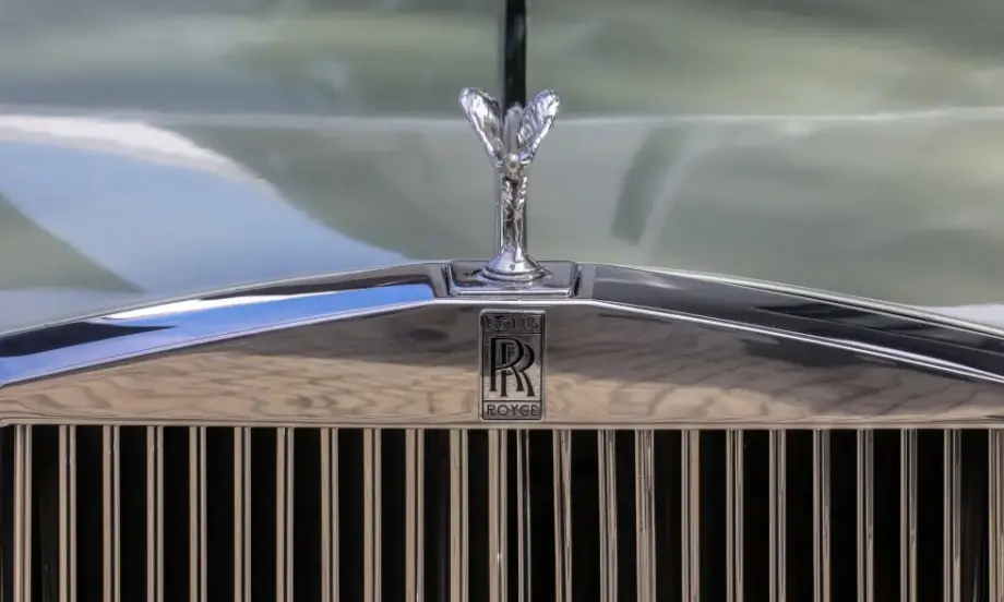 Rolls-Royce намалява разходите: Съкращава близо 2500 работници - Tribune.bg