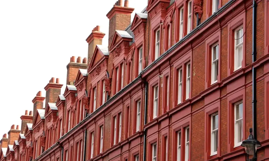 Търсенето на по-малки жилища повишава цените на имотите в Обединеното кралство - Tribune.bg
