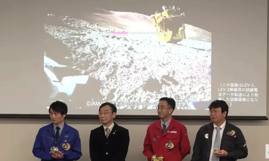 55 метра от целта: Японският спускаем апарат SLIM е извършил прецизно кацането си на Луната (СНИМКИ) - Tribune.bg