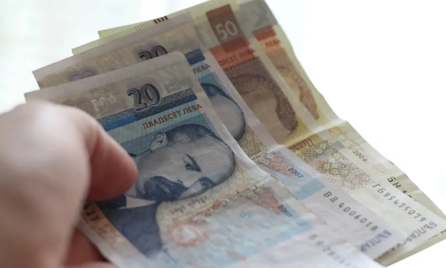 НАП: Лихвата за просрочени парични задължения е увеличена от 10% на 11,42 процента - Tribune.bg