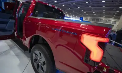Ford сваля цените на електромобила F-150 Lightning