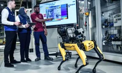 BMW нае куче-робот в своя фабрика: SpOTTO следи изправността на системите за производство (СНИМКИ и ВИДЕО)