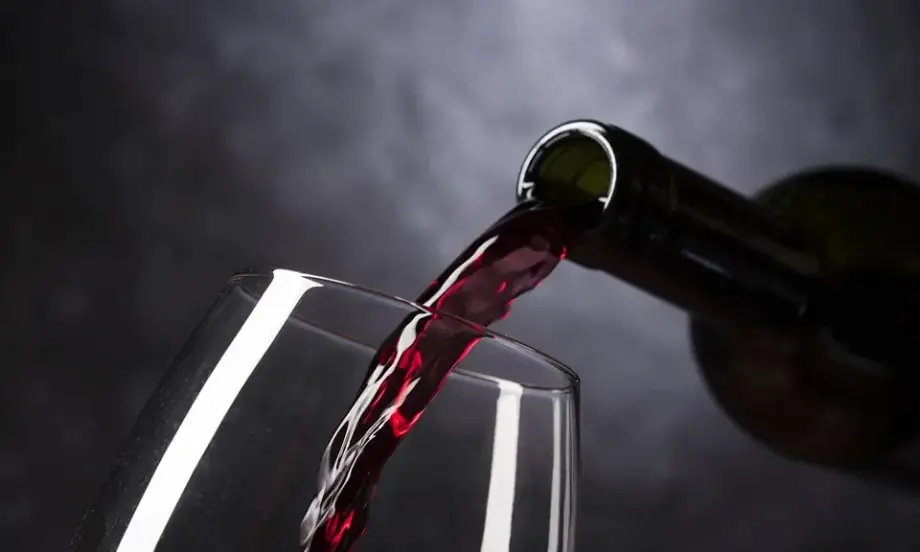 Франция отчете спад в износа на вино и спиртни напитки през 2023 г. - Tribune.bg
