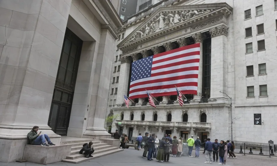 Търговията на Уолстрийт започна с растеж: Nasdaq достигна нов рекорд - Tribune.bg