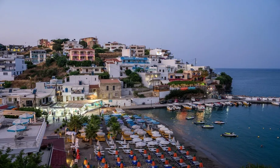 Безплатни нощувки за цялото семейство: Гърция удължи периода на социалната програма Туризъм за всички - Tribune.bg