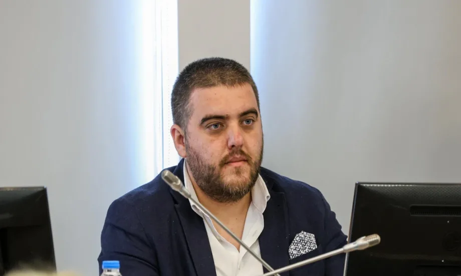 Любослав Костов, КНСБ: Подкрепяме ръста на максималният осигурителен доход от 4 150 лв. на 4 600 лв. - Tribune.bg