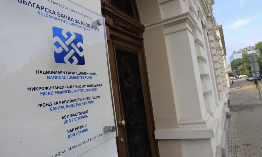 ББР преговоря с инвеститор за бившата цигарена фабрика в Благоевград - Tribune.bg