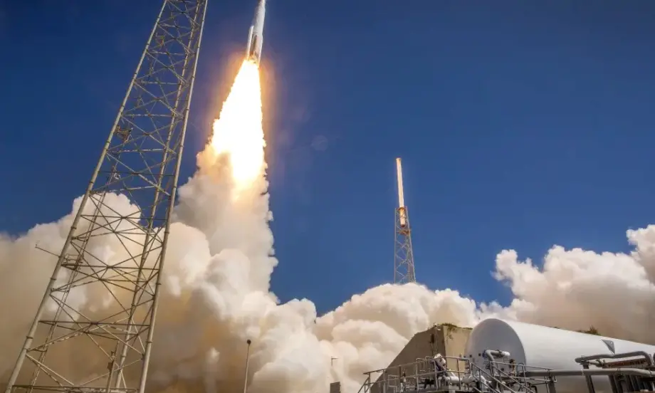 Мисията успешна: Starliner на Boeing се скачи с МКС - Tribune.bg