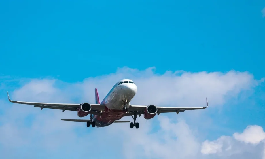 Wizz Air съобщи за временен недостиг на авиационно гориво в Италия - Tribune.bg