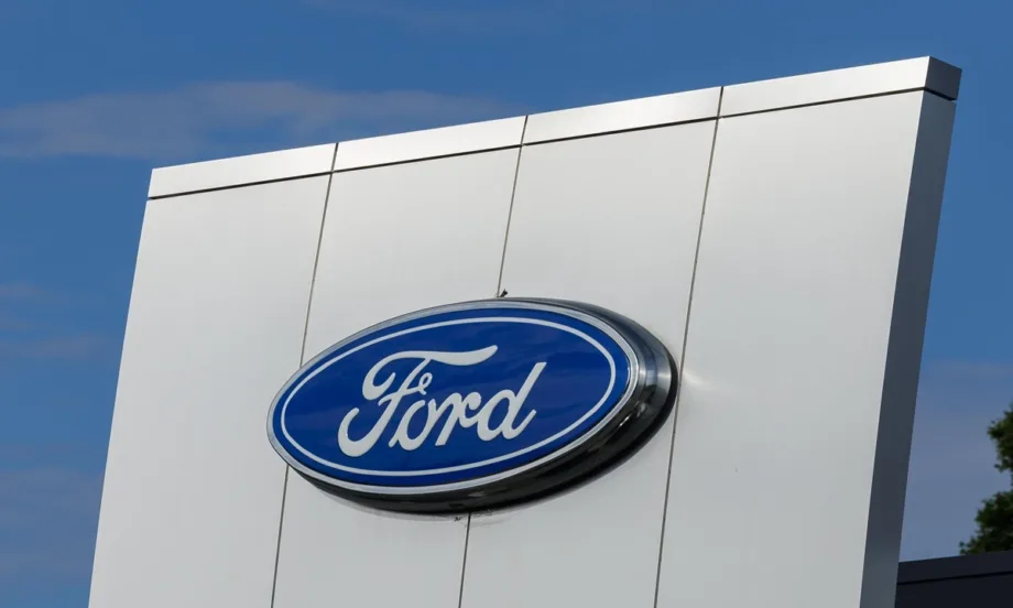 Лош сигнал: Заводът на Ford в Кьолн свива производството, ще бъдат съкратени 1000 работни места - Tribune.bg