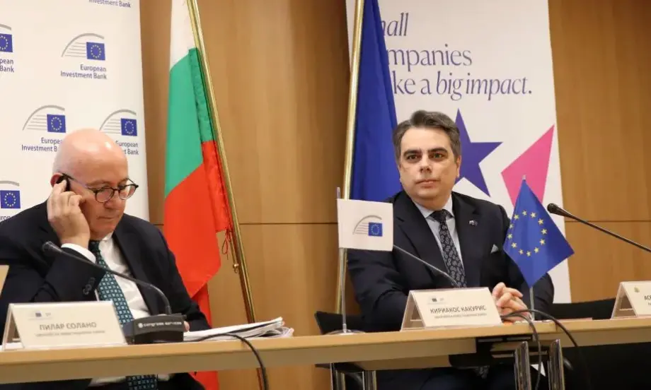 Асен Василев: Ще работим с ЕИБ за финансирането на проекти в енергетиката и инфраструктурата - Tribune.bg
