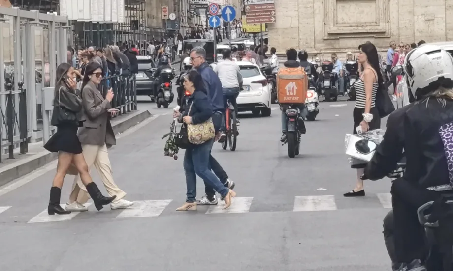 Постепенно работните часове в ЕС намаляват: Ето в кои държави хората прекарват най-много време на работа - Tribune.bg