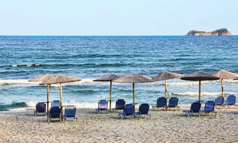 За хората с ниски доходи: Отвориха за кандидатстване програма за безплатни почивки в Гърция - Tribune.bg