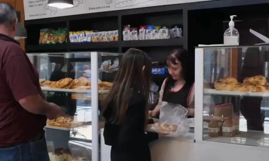 У нас търговец вече изчислява цените си и в евро – възможно ли е някои стоки да поевтинеят - Tribune.bg