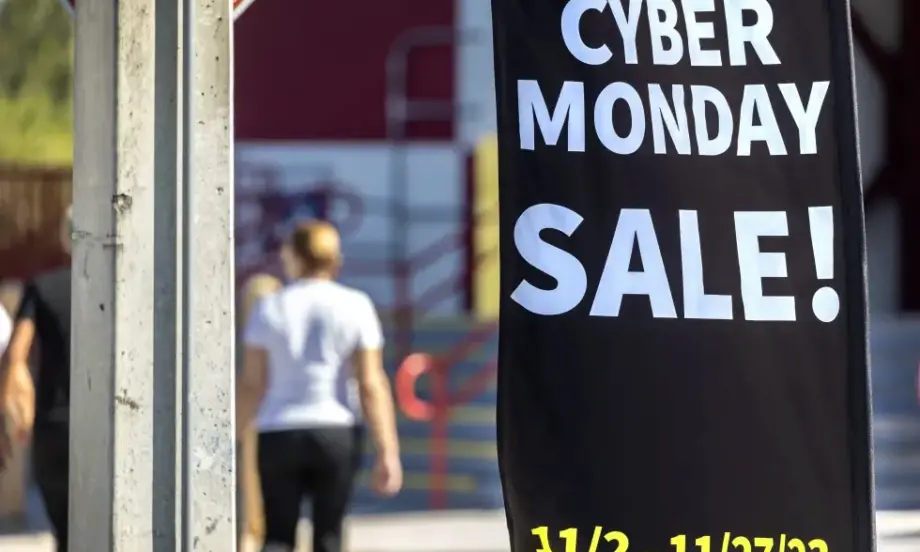 Продажбите в Кибер понеделник в САЩ достигнаха рекордните 12,4 милиарда доларa - Tribune.bg
