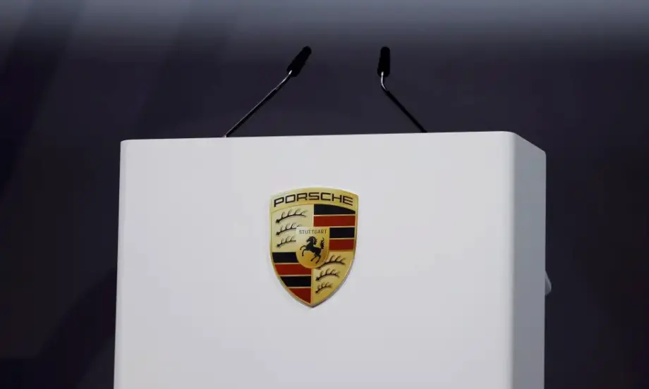Porsche с по-високи приходи от продажби, но отчете 30% в оперативната печалба