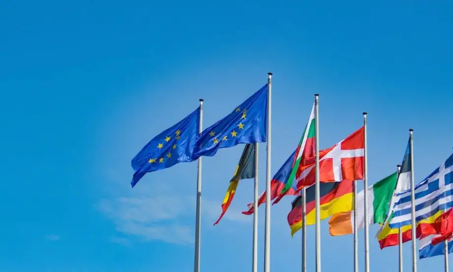 ЕС отпуска безвъзмездно финансиране за ВЕИ проекти в Албания и Босна и Херцеговина - Tribune.bg