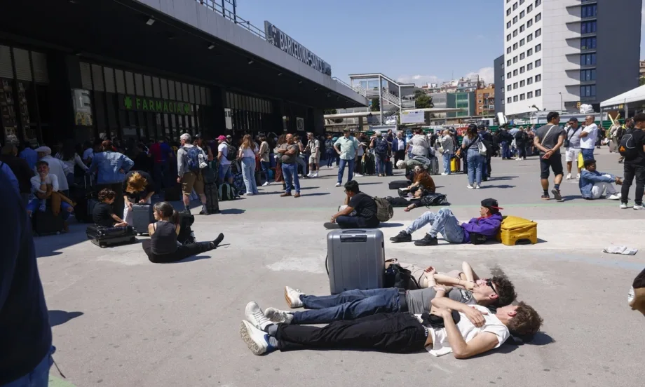 Срив в електрическата мрежа блокира транспорта и комуникациите в цяла Испания и Португалия (ОБНОВЕНА) - Tribune.bg