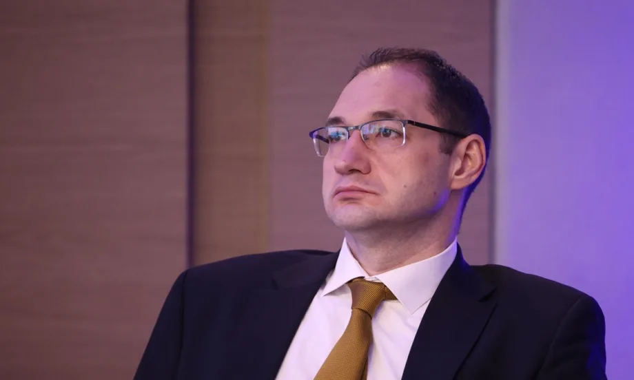 Експерт: Газовият пазар компенсира спада за разлика от петролния, където ценовият шок е налице - Tribune.bg