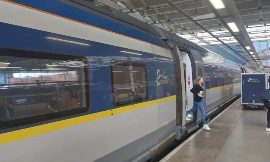 Ричард Брансън търси 900 милиона долара за конкурента си на Eurostar - Tribune.bg