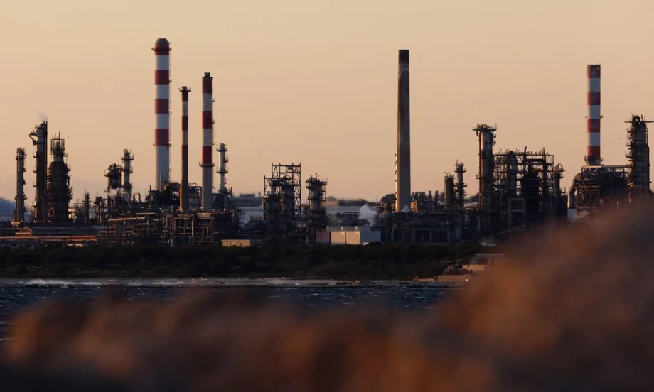 Експерти: Настоящата енергийна криза е шанс за край на зависимостта от петрол и газ - Tribune.bg