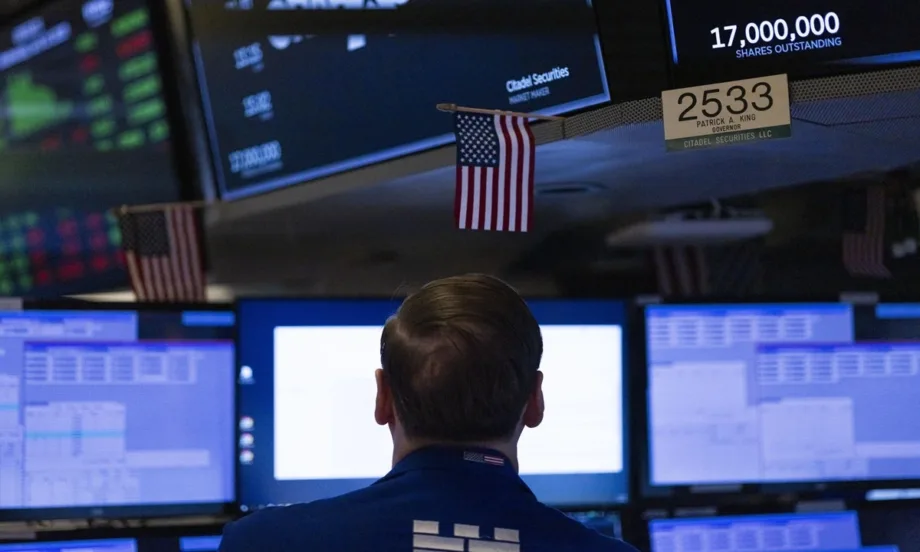 Уолстрийт откри с растеж: S&P 500 и Nasdaq достигнаха нови рекордни нива - Tribune.bg