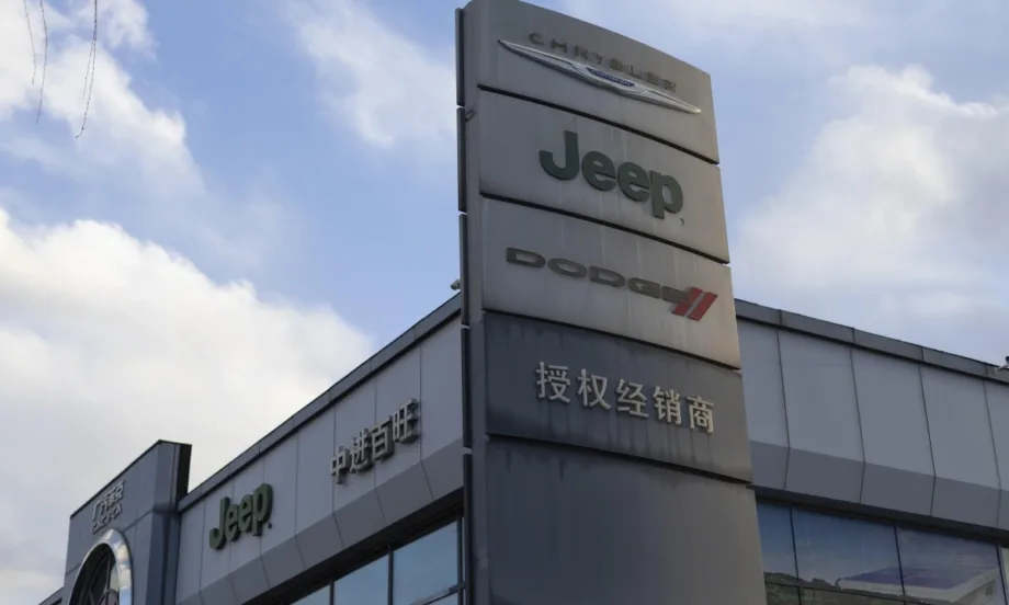 Изтеглят от пазара над 1,3 автомобила на Jeep - Tribune.bg