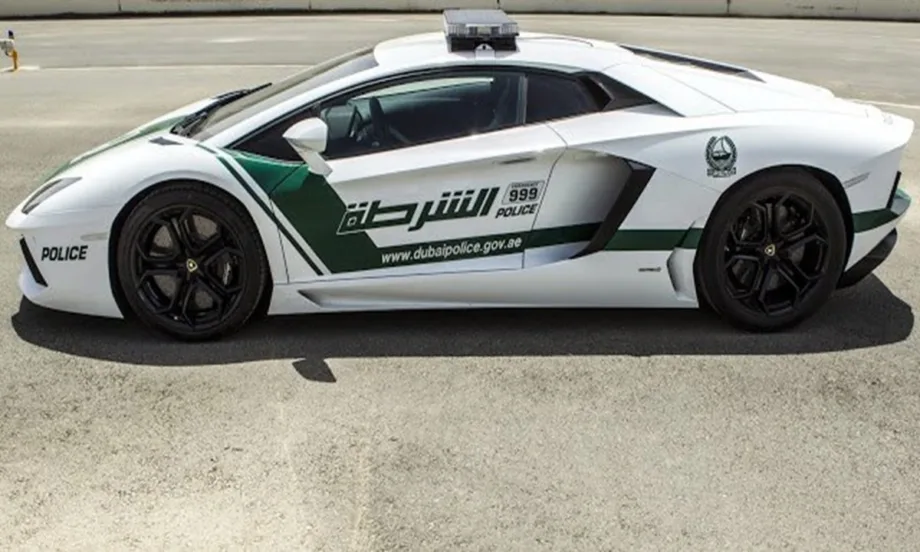 Bugatti, Lamborghini и McLaren: Дубайската полиция има един от най-впечатляващите и скъпи автопаркове - Tribune.bg