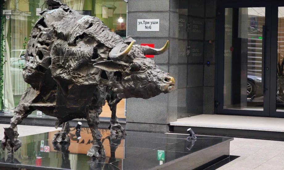 Оборотът на БФБ се е утроил: Еврозоната е донесла 15% ръст на българския индекс SOFIX - Tribune.bg