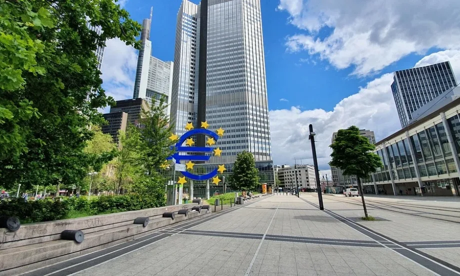 Член на ЕЦБ: Пикът на инфлацията в еврозоната почти е достигнат - Tribune.bg