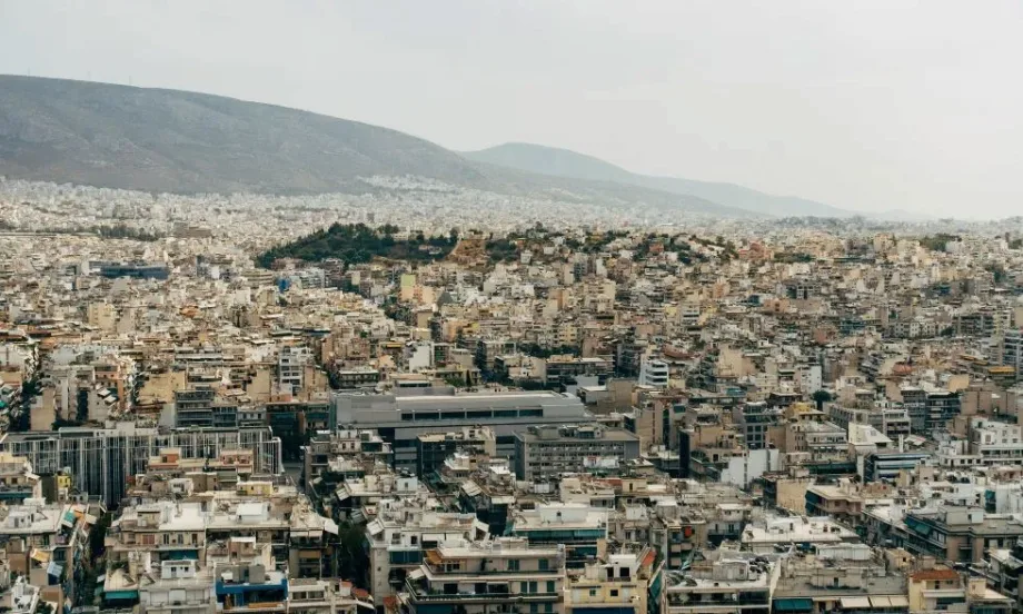 МС отдаде за безвъзмездно ползване 7-етажна сграда в Атина на Министерство на енергетиката - Tribune.bg