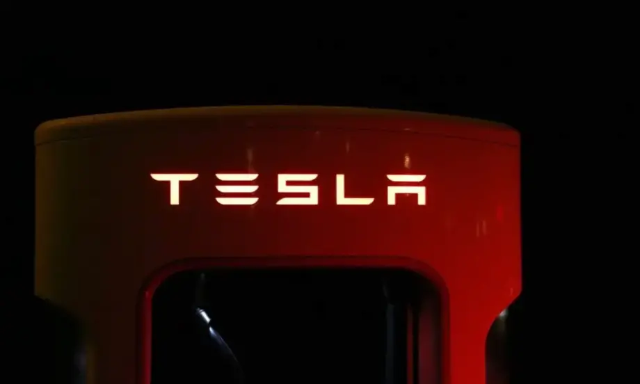 Премиерата на Cybercab: След многократно отлагане Tesla представя първото си роботакси с AI технология - Tribune.bg