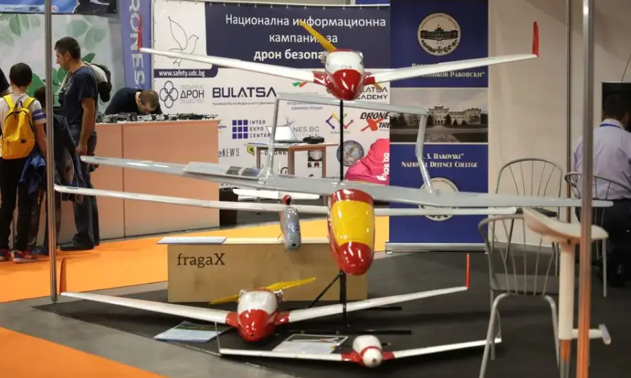 Започва национална кампания за безопасно управление на безпилотни дронове - Tribune.bg