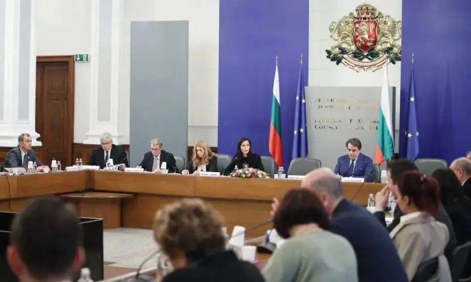 НСТС с разногласия около проектобюджета на ДОО за 2024 г. - Tribune.bg