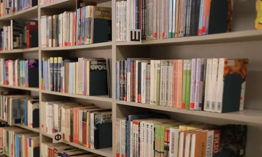 Дейци на културата в страната на протест – искат минимумът на заплатите в сектора да е 2000 лв - Tribune.bg