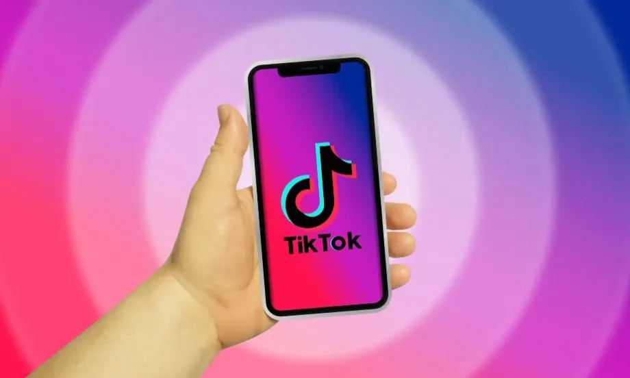 И Канада забрани TikTok на държавните служители в страната - Tribune.bg