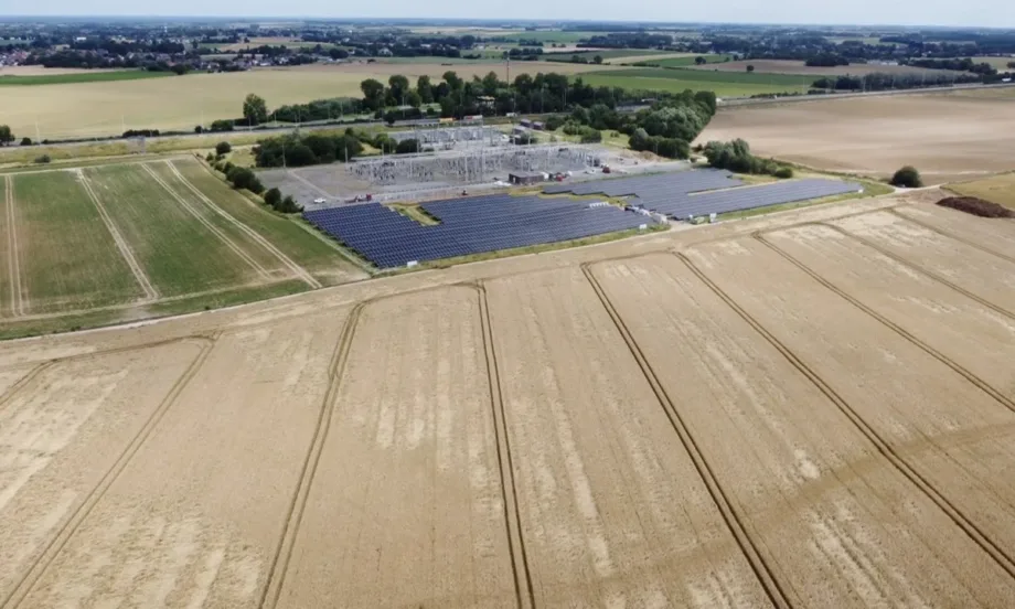 Белгия строи соларни паркове, които да захранват влаковете (ВИДЕО) - Tribune.bg