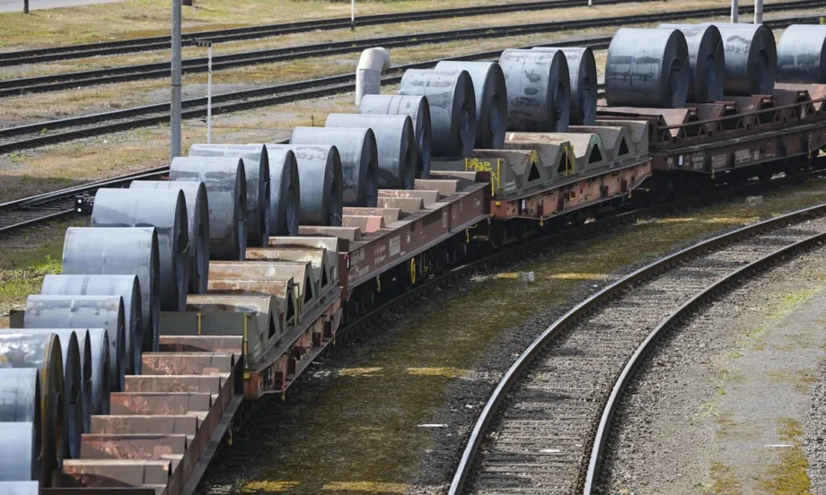 Трудни пазарни условия: ArcelorMittal спира проектите за декарбонизация на заводите си за стомана в Германия - Tribune.bg