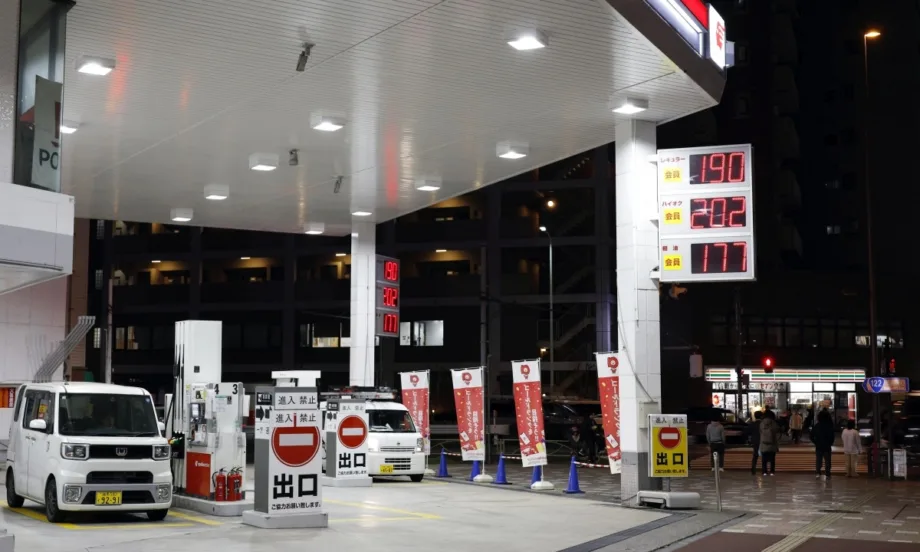 Япония ще направи второ освобождаване на петролни резерви през май - Tribune.bg