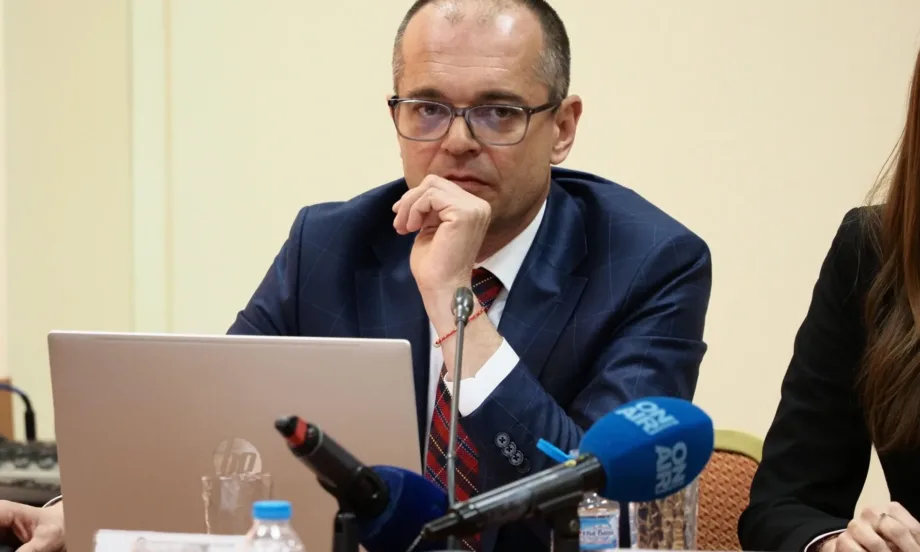 Александър Колячев, КЗП: Растат случаите на необосновано повишаване на цените, намаляват нарушенията с двойното етикетиране