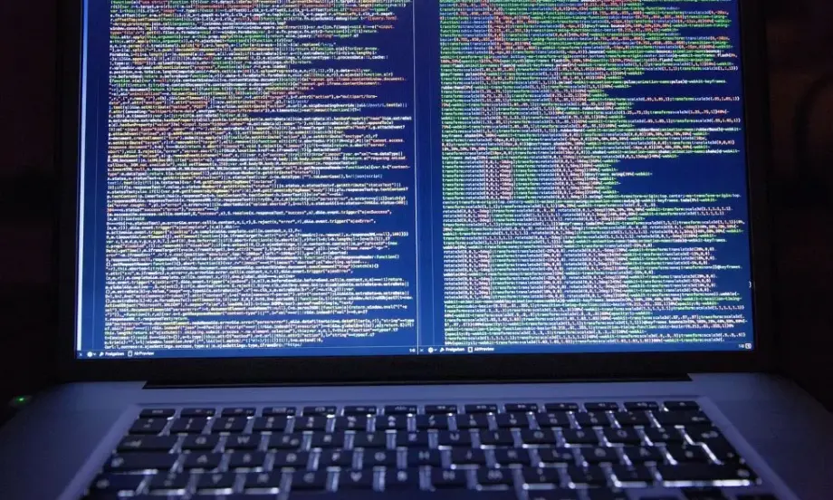 Хакери източиха 12 млн. лв. от известна българска фирма - Tribune.bg