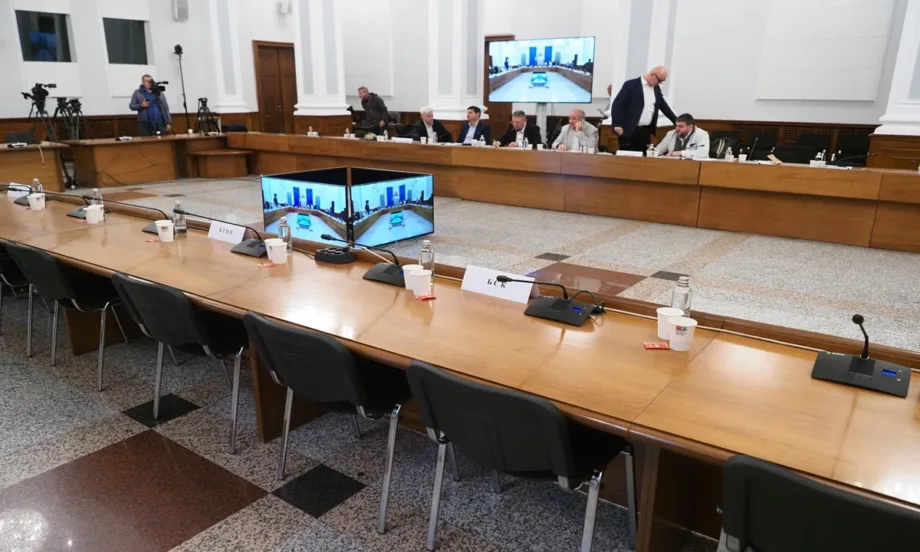 Заседанието на НСТС за бюджета претърпя провал - Tribune.bg