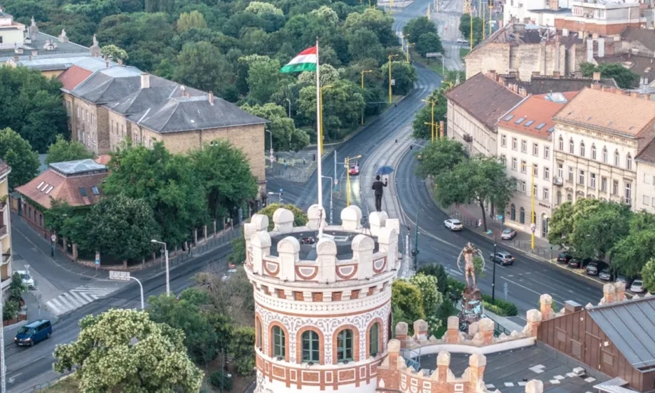 Решено: Тавънът върху лихвите по ипотечните кредити в Унгария остава в сила до средата на 2025 г. - Tribune.bg