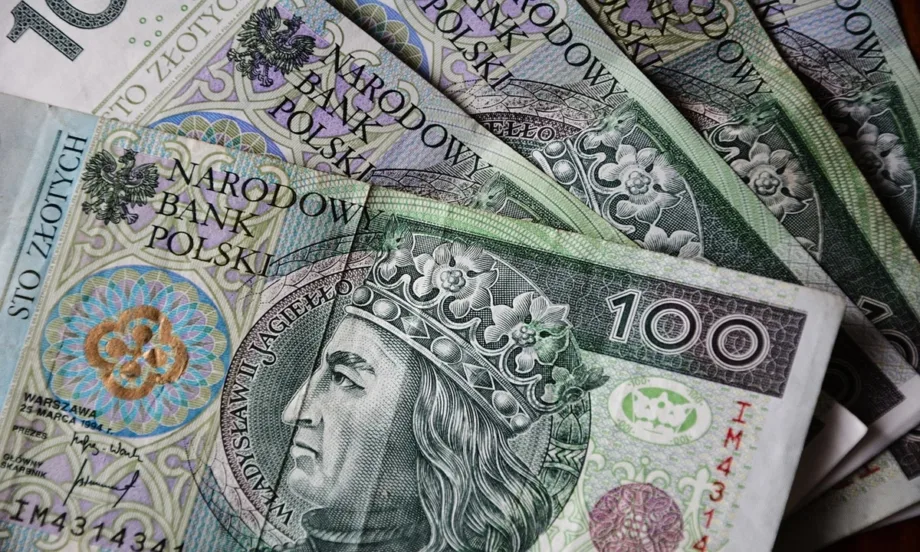 Полша вдига корпоративния данък върху банките от 19 % на 30 % - Tribune.bg