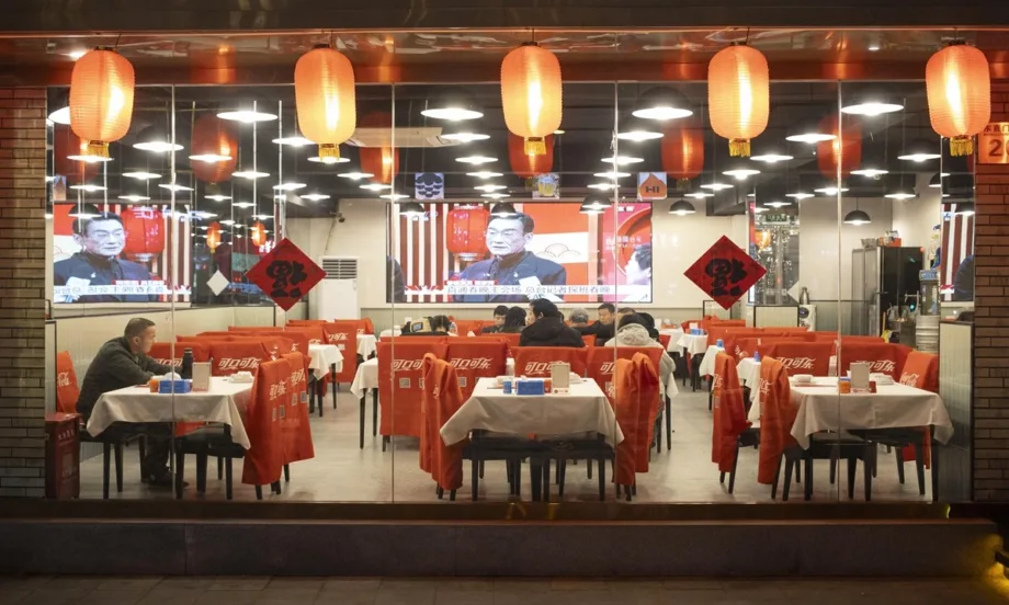 Повече почивни дни, повече потребление: Китай очаква празненствата около Лунната нова година да стимулират икономиката - Tribune.bg