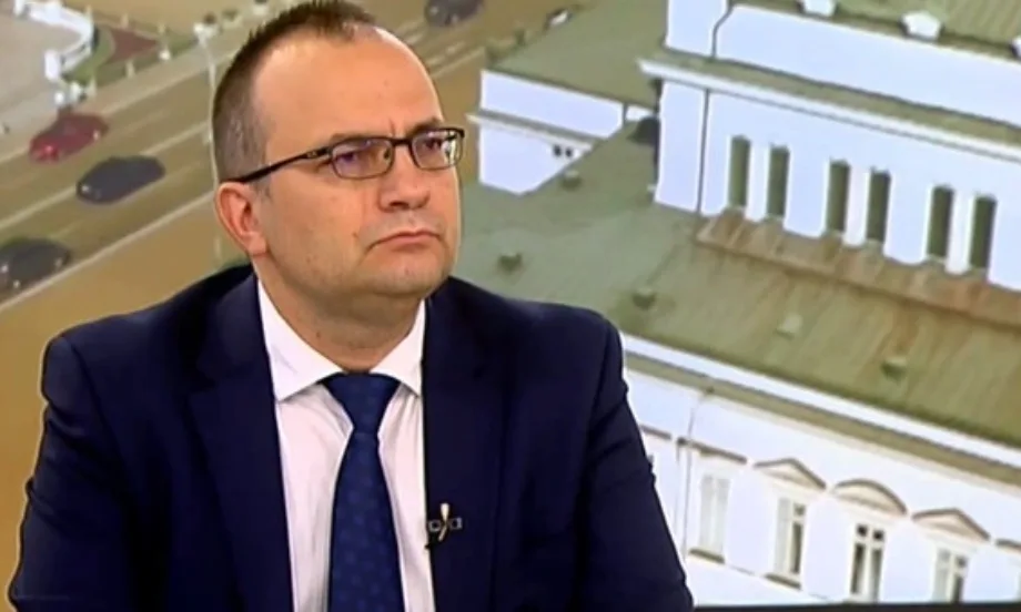 Мартин Димитров: Огромният дефицит поставя под съмнение стабилността на публичните финанси - Tribune.bg