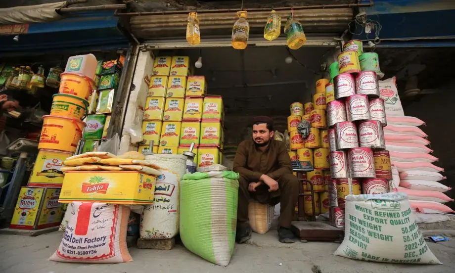 Изненадвайки анализаторите: Пакистанската централна банка намали лихвите с рекордните 250 базисни пункта - Tribune.bg