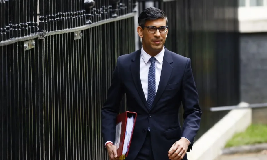 Британският премиер обяви данъчните си декларации, медиите - по-богат е от крал Чарлз III - Tribune.bg