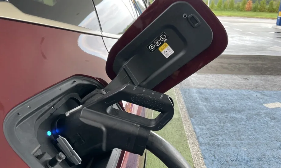 ЕП одобри забраната на продажби на бензинови автомобили след 2035 г. - Tribune.bg