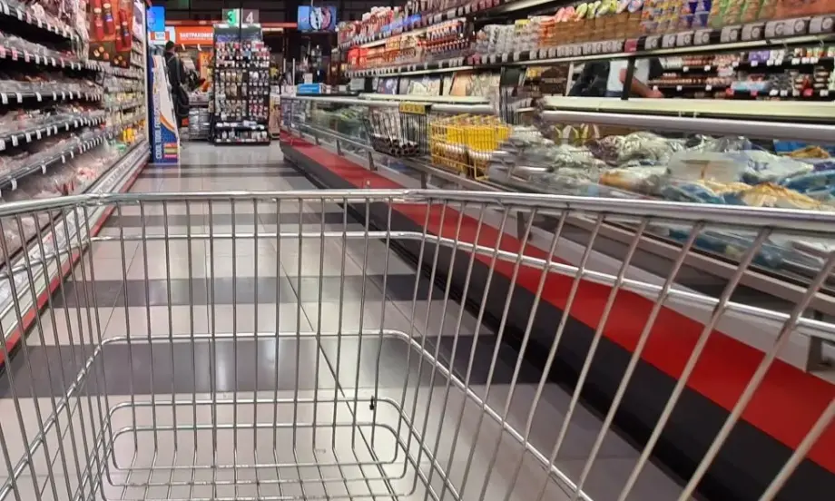 Цените на едро на повечето храни у нас се понижават, но яйцата започнаха да поскъпват - Tribune.bg